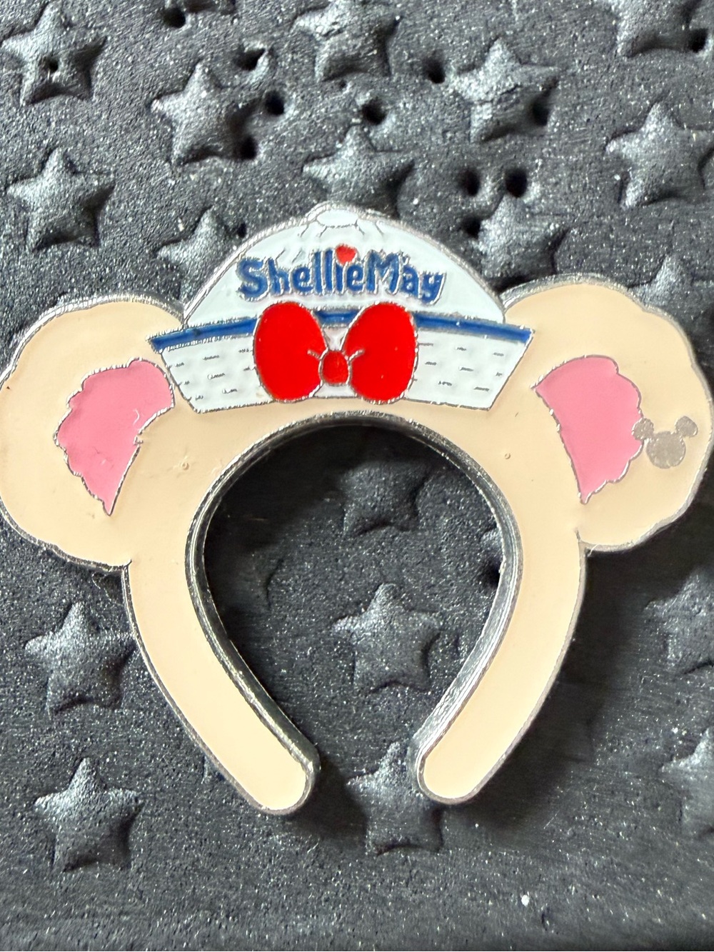 The first release Disney ShellieMay Pin was November 23, 2007, This one is 2017